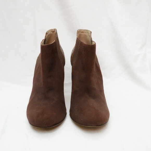 Trina Turk Wilshire Chocolate Brown Suede & Leather Ankle Boots - size  7½ M B - Picture 5 of 9